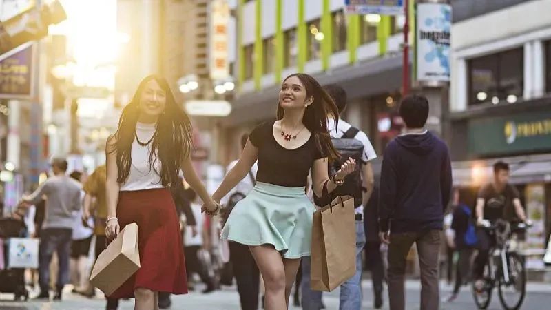 歐米茄遇上斯沃琪，自降身價了？-復刻表