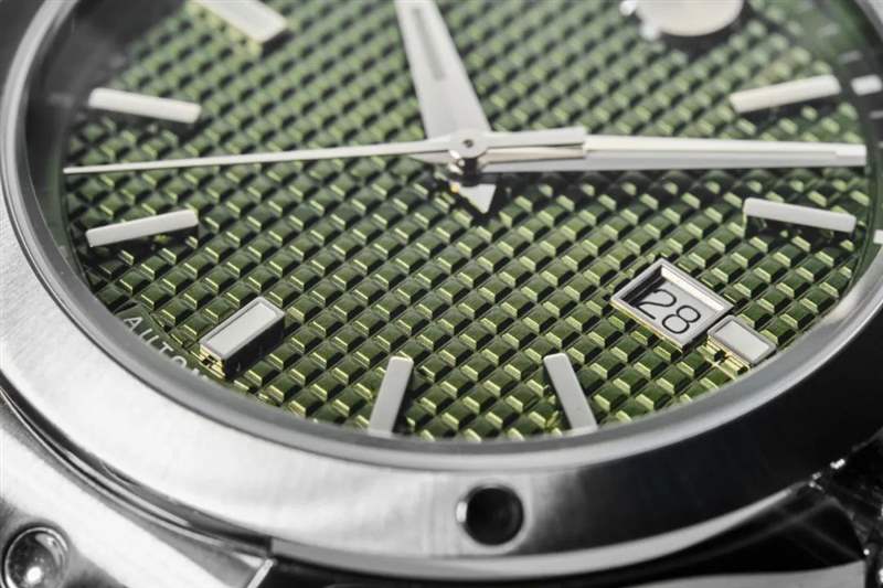 綠面+格紋+運動,萬元預算的瑞士腕表又一爆款-復刻表