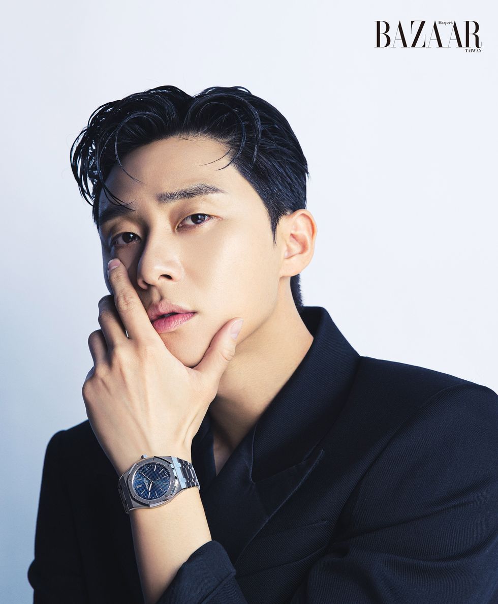 愛彼Royal Oak皇家橡樹系列「JUMBO」超薄腕表云夜藍(lán)-復(fù)刻表