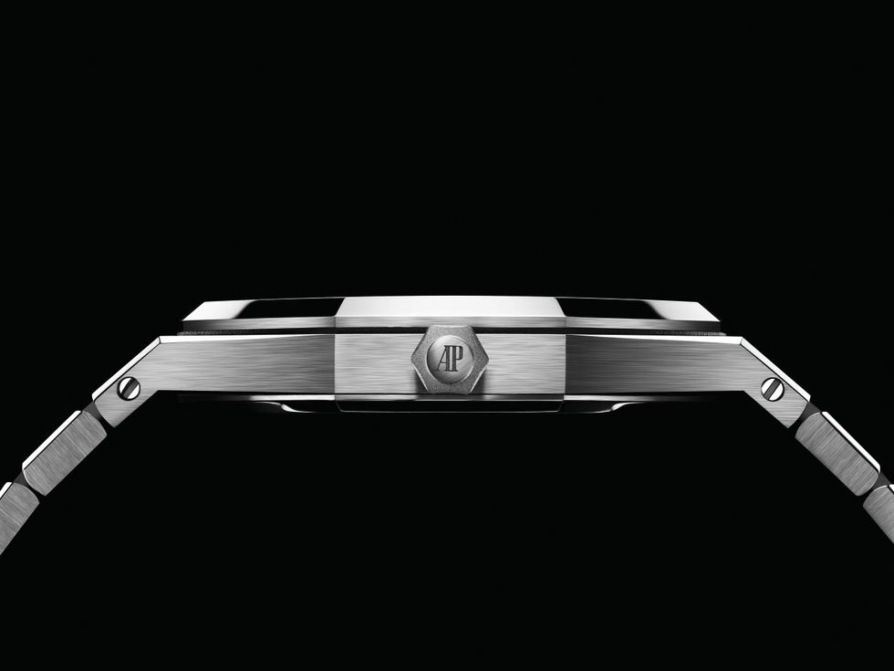 愛彼Royal Oak皇家橡樹系列「JUMBO」超薄腕表云夜藍(lán)-復(fù)刻表