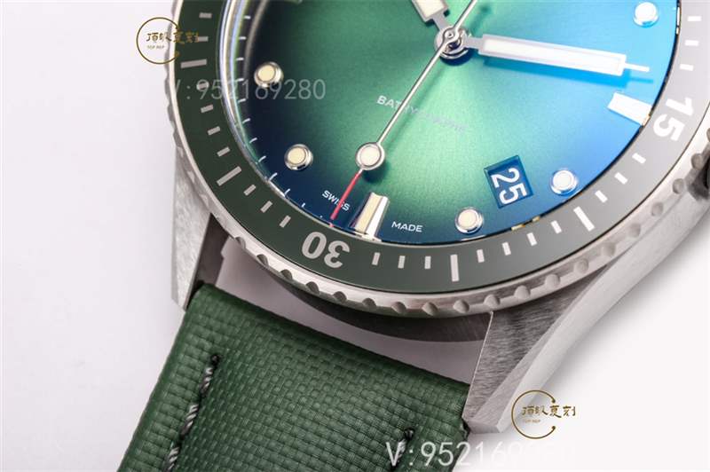 GF廠寶珀五十噚極光綠鋼款復(fù)刻表做工對比評測-復(fù)刻表