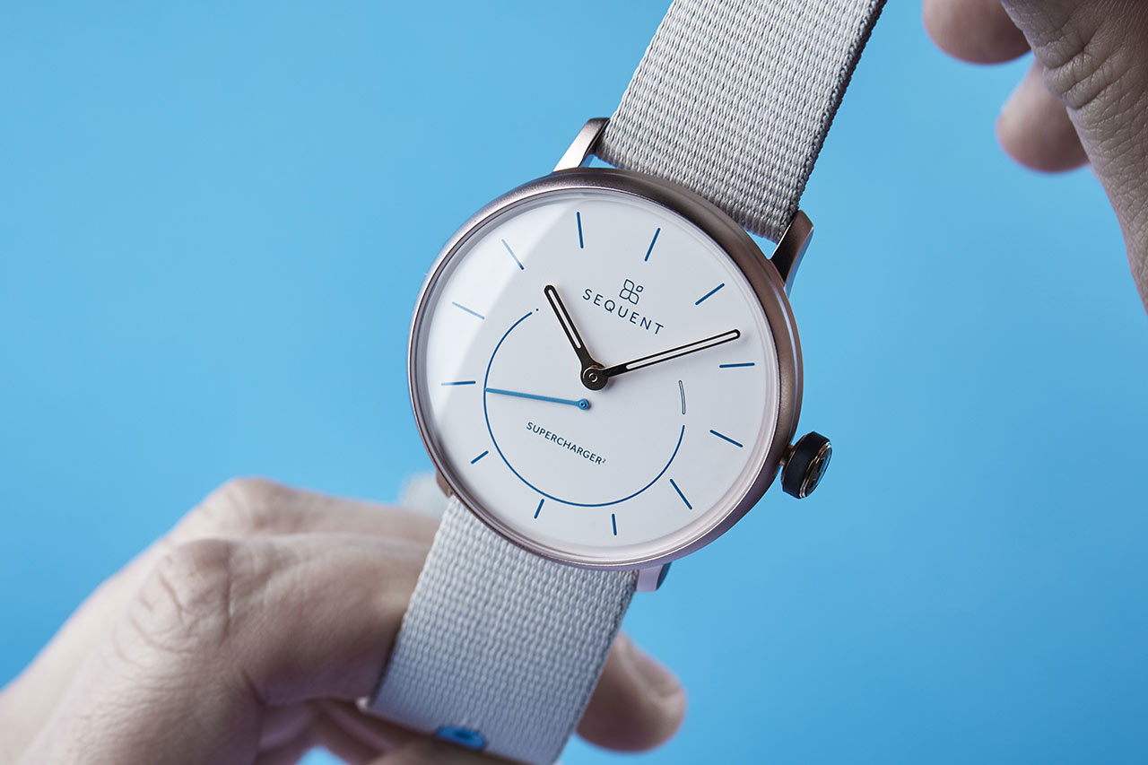 Sequent SuperCharger2：無(wú)線充電手表-復(fù)刻表