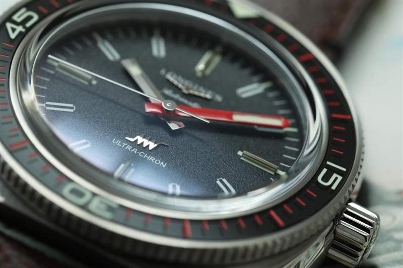 重新踏入高振頻世界！浪琴發表全新Ultra-Chron超級天文臺腕表-復刻表