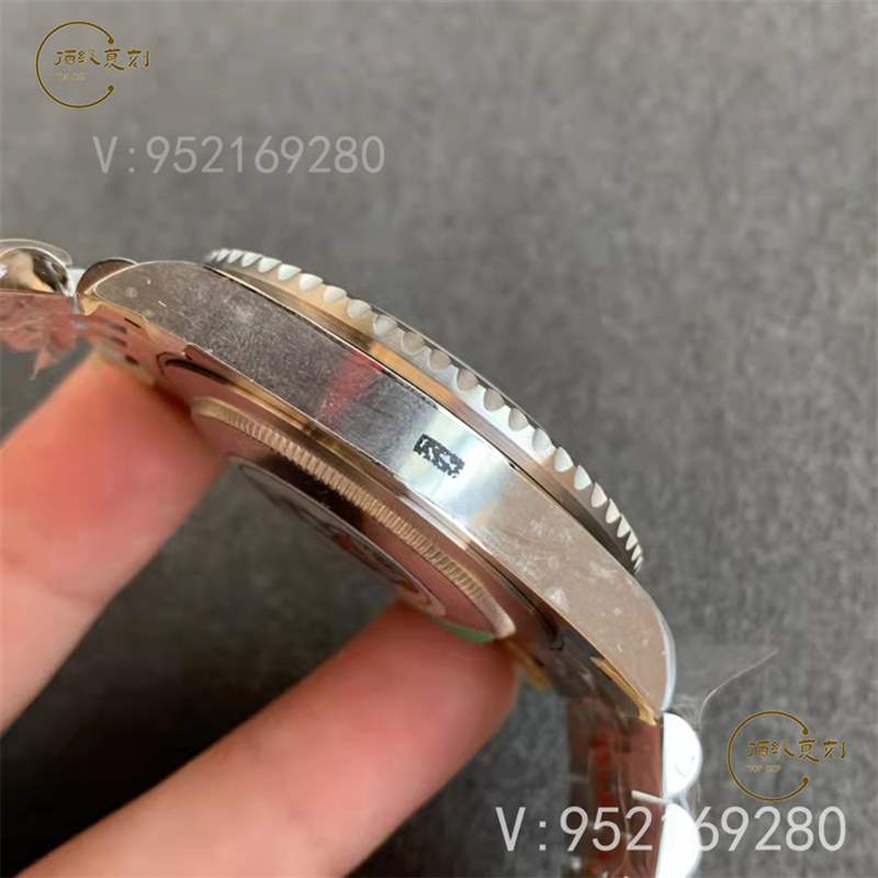 C廠(chǎng)勞力士格林尼治紅藍(lán)可樂(lè)圈復(fù)刻表做工怎么樣-復(fù)刻表