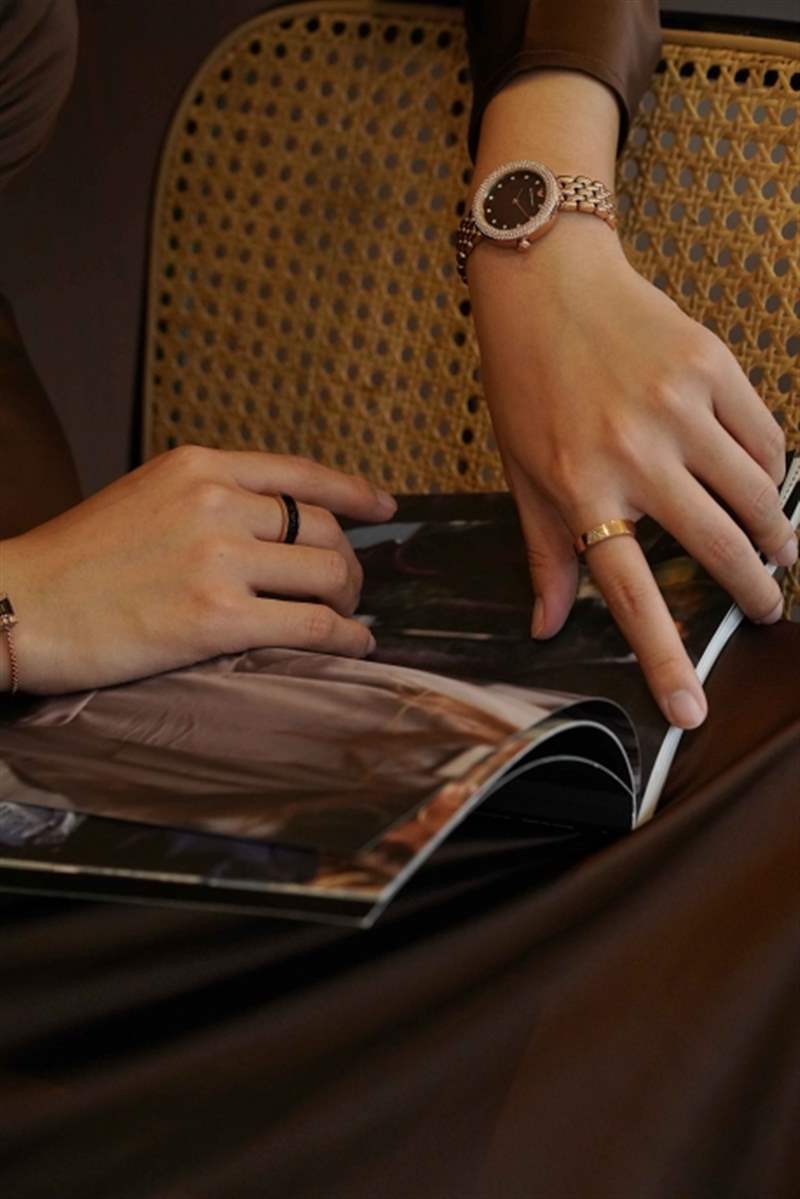 圣誕買什么好？推介Emporio Armani 2021節(jié)日腕表及珠寶系列！-復(fù)刻表