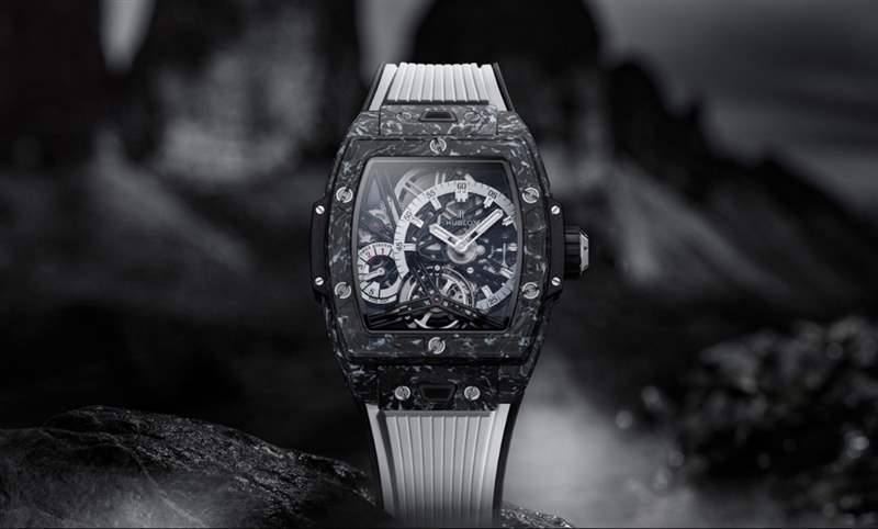 直搗靈魂的爆炸性美學(xué)|Hublot Spirit Of Big Bang 陀飛輪5日鏈腕表-白色碳纖維款、藍(lán)寶石款-復(fù)刻表