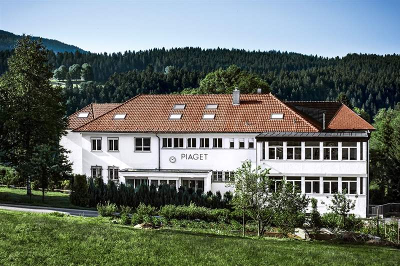 全球最薄腕表?yè)Q上綠色新裝｜Piaget Altiplano Ultimate Concept向起源地致敬-復(fù)刻表