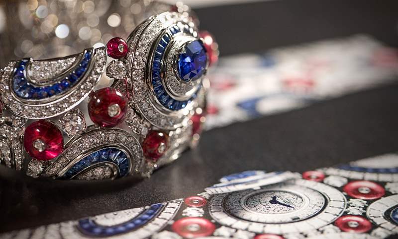 BVLGARI歷來造價(jià)最高腕表現(xiàn)身Magnifica頂級珠寶腕表系列-復(fù)刻表