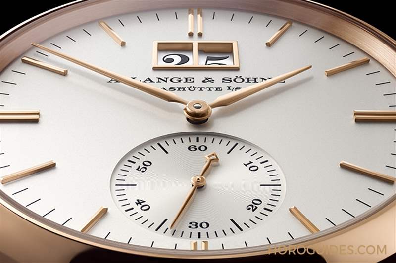 古典銀白色面盤登場｜朗格Saxonia Outsize Date再次演繹-復刻表