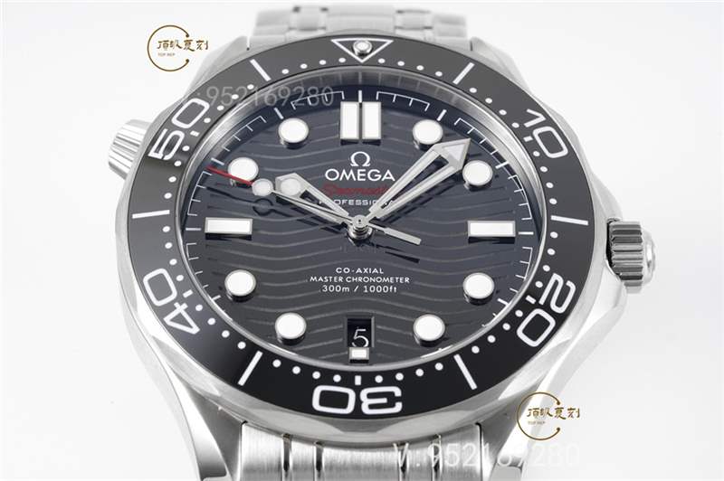 ZF廠歐米茄海馬300獨家黑色旋渦擺輪,超越vs廠和or廠海馬-復刻表