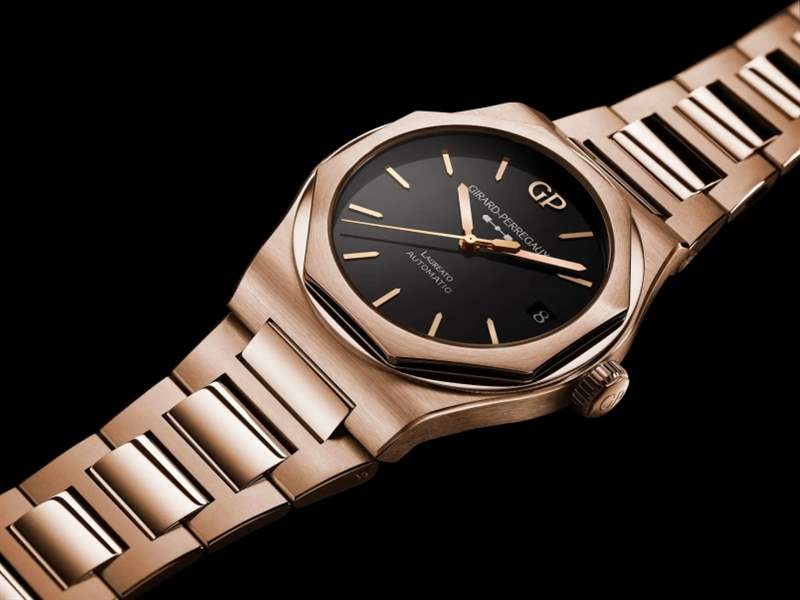 Girard-Perregaux芝柏Laureato 42mm Pink Gold & Onyx｜誘人的黑色縞瑪瑙表盤-復刻表