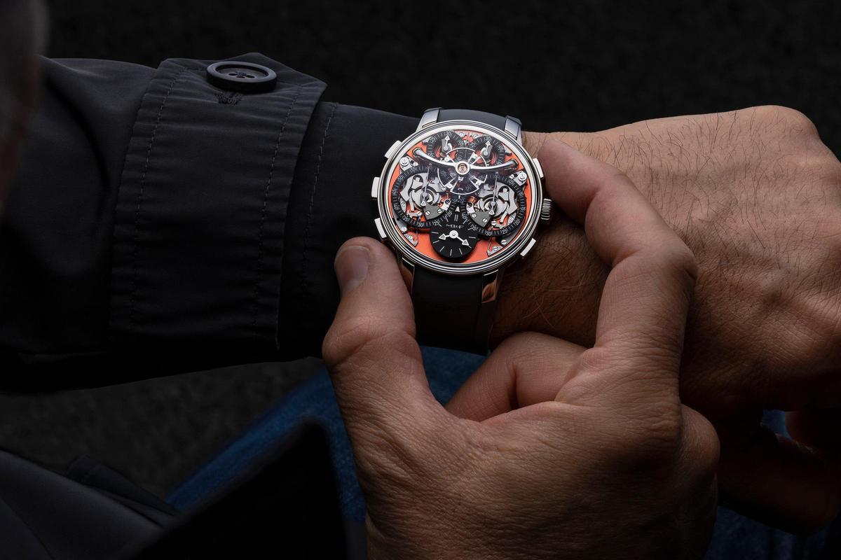 完美演繹一加一大于二的道理！MB&F首款計(jì)時(shí)碼表現(xiàn)身-復(fù)刻表