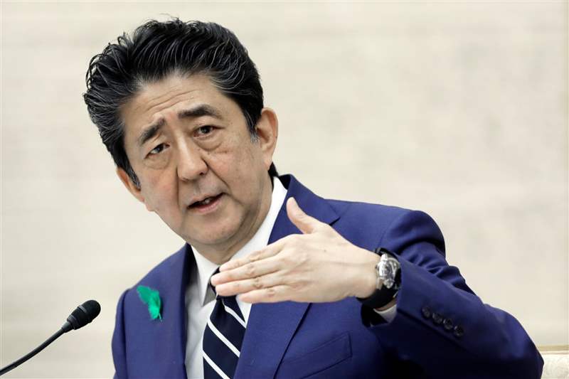 媒體不是補捉安倍晉三佩戴哪款腕錶(Getty Images) 安倍晉三逝世|日本前首相支持國產貨追捧Seiko卻并非價錢行先-復刻表