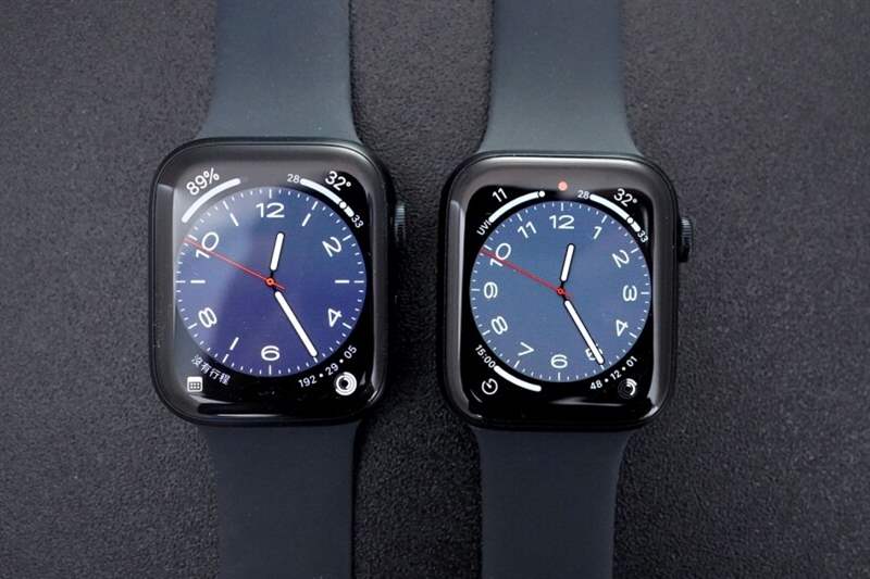 Apple Watch Series 8／SE開(kāi)箱近賞細(xì)節(jié)及了解全新功能！Series 8 vs SE買邊只好？-復(fù)刻表