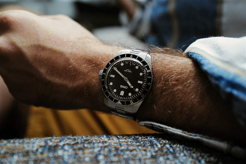 使用新款Oris&nbsp;Divers 65 親身體驗 12 小時表圈和啞光表盤-復刻表