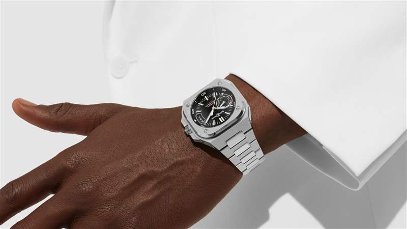 全新 BR X5 在 Kenissi 火車(chē)上推出Bell & Ross Hops-復(fù)刻表