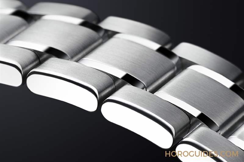 淡藍(lán)面盤(pán)呈現(xiàn)巖手山「融雪」美景，Grand Seiko 44GS首款白鋼材質(zhì)-復(fù)刻表