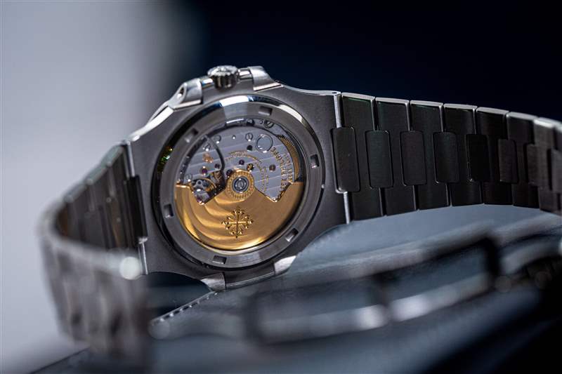 介紹百達翡麗鸚鵡螺 5711-復刻表