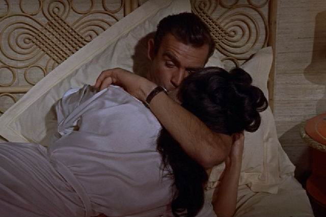 看電影肖恩康納利起源于詹姆斯邦德戴著勞力士潛艇參考的角色。6538在'博士。不'-復刻表