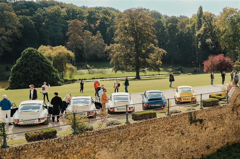介紹Carrera Fusion：泰格豪雅的最新 LE 將經(jīng)典保時(shí)捷 911 Carrera RS 2.7 變成手表-復(fù)刻表