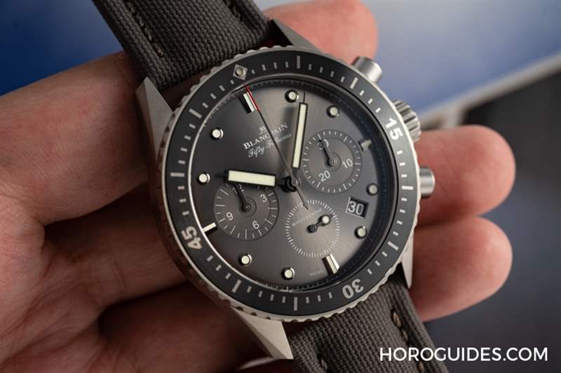 18K紅金藍面、23級鈦灰面，Blancpain五十噚深潛器飛返計時碼表兩款延伸新作-復刻表