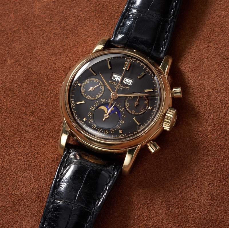 黑色表盤百達(dá)翡麗2499的售價(jià)應(yīng)該低于上次售出的價(jià)格2000年。-復(fù)刻表