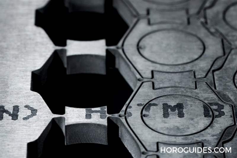 最新水鬼王！ROLEX勞力士Deepsea Challenge 126067的兩項第一次：鈦金屬材質(zhì)、市售腕表深潛1萬1千米-復刻表