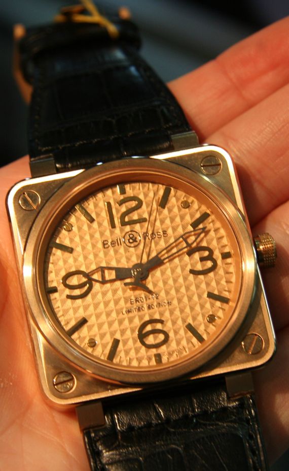 柏萊士Bell & Ross BR01-93 GMT和BR01-92金錠腕表-復刻表