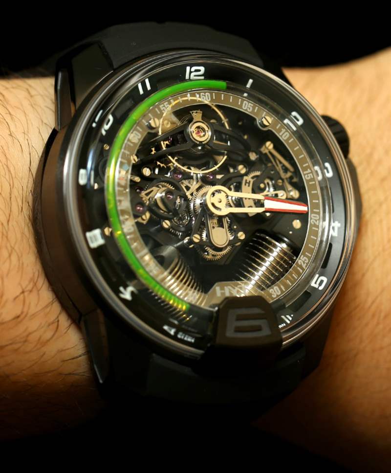 HYT H2手表動(dòng)手實(shí)踐:液冷腕式發(fā)動(dòng)機(jī)-復(fù)刻表