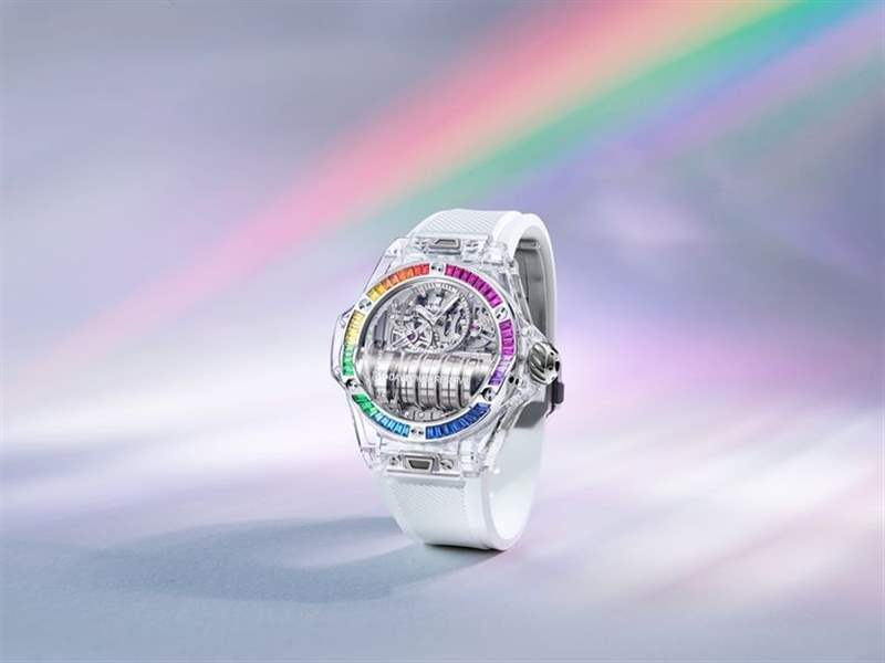 HUBLOT藍寶石不只晶透亮還有螢光黃SAXEM滿滿科技含量-復(fù)刻表