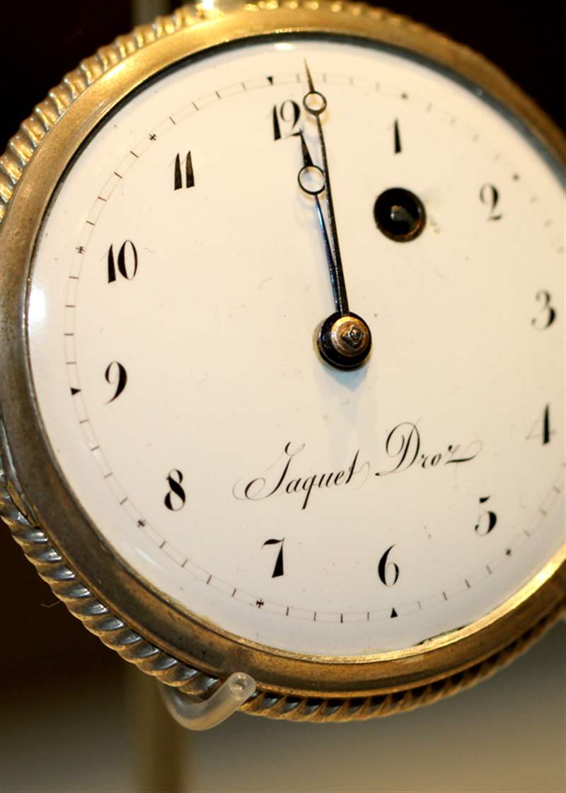 瑞士鐘表博物館中陳舊的自動機(jī)和其他發(fā)條裝置作品-復(fù)刻表