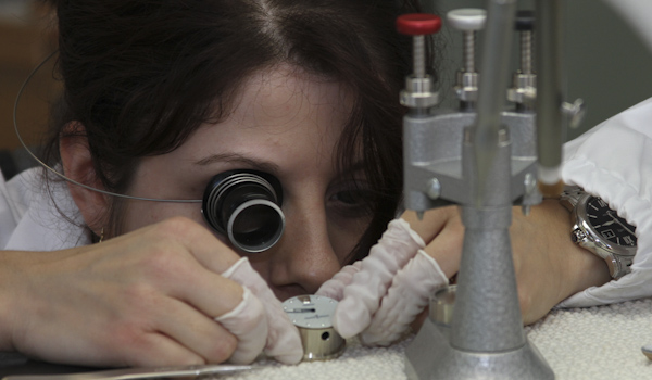 雅典表 Manufacture-30 Ulysse Nardin手表制造商:技術與驕傲相遇的地方-復刻表