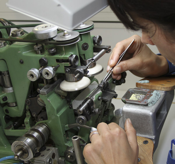 雅典表 Manufacture-15 Ulysse Nardin手表制造商:技術與驕傲相遇的地方-復刻表