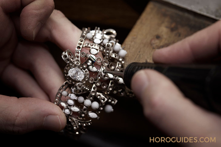 最奢華的斜紋軟呢，TWEED DE CHANEL頂級珠寶系列-復刻表