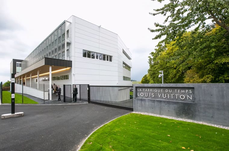 外媒:LV專(zhuān)注發(fā)展高級(jí)表將大砍80%產(chǎn)品未來(lái)手表均價(jià)上漲五倍-復(fù)刻表