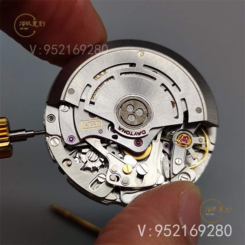 勞力士4130機(jī)芯余文樂迪通拿復(fù)刻表那個廠做的最好,BT廠和C廠對比那個更接近正品-復(fù)刻表