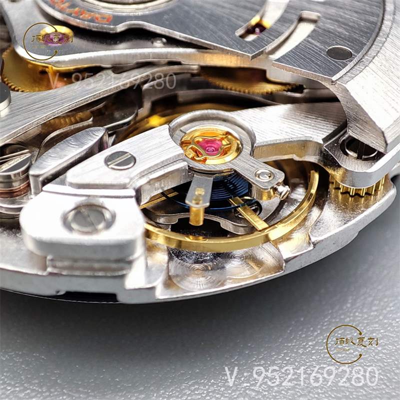 勞力士4130機(jī)芯余文樂迪通拿復(fù)刻表那個廠做的最好,BT廠和C廠對比那個更接近正品-復(fù)刻表