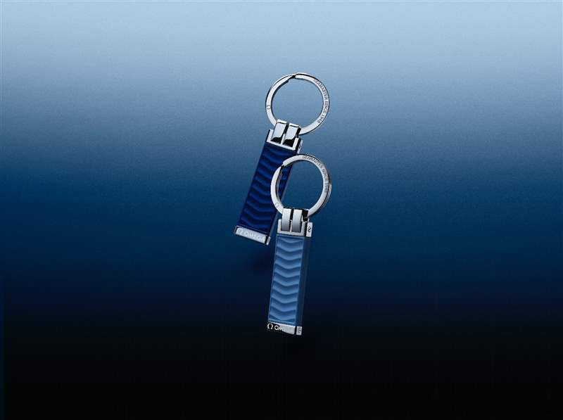 海馬系列今夏新款Summer Blue 深淺變化呈現(xiàn)獨(dú)特海洋美學(xué)-復(fù)刻表