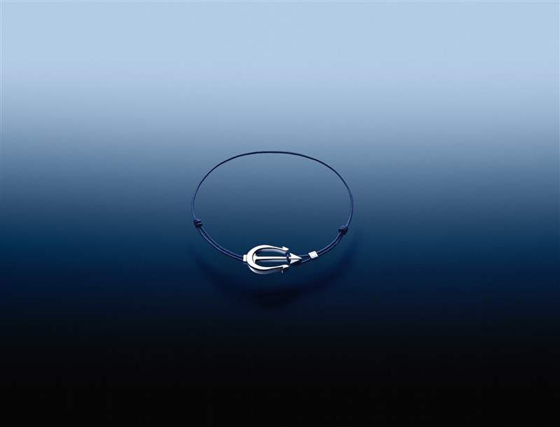 海馬系列今夏新款Summer Blue 深淺變化呈現(xiàn)獨(dú)特海洋美學(xué)-復(fù)刻表