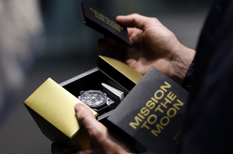 就在今天！SWATCH MoonSwatch 8月開賣融入最新話題揭曉-復刻表