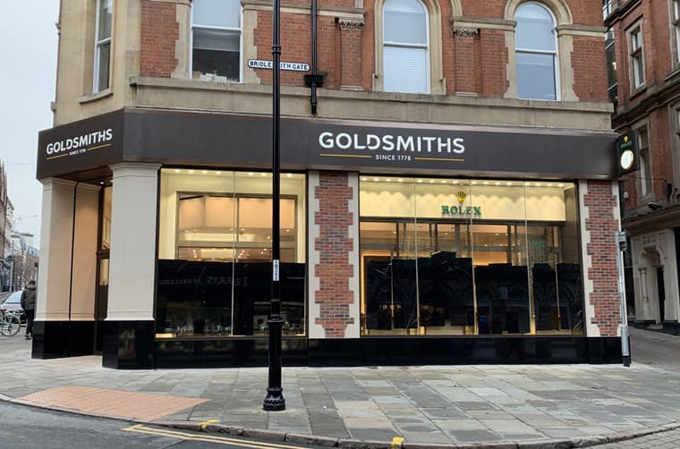 「勞力士原廠認(rèn)證中古表」新增兩家經(jīng)銷商開賣-復(fù)刻表