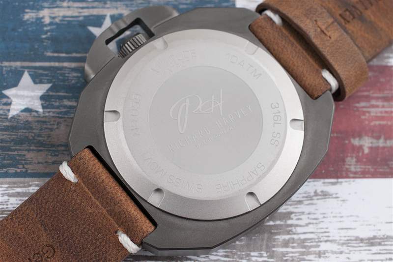 手表評論:理查德·哈維的態度-復刻表
