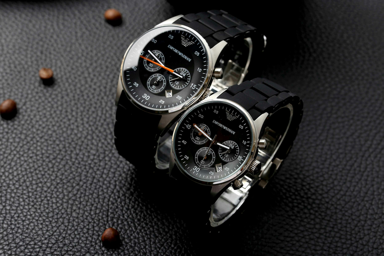 阿瑪尼和CK手表哪個檔次高(阿瑪尼和ck手表哪個牌子大)-復(fù)刻表