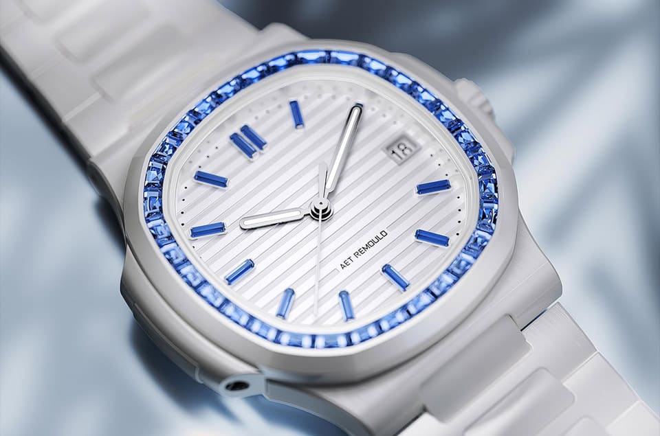 「白陶瓷搭彩色寶石」百達翡麗金鷹5711掀起高級運動表奢華風(fēng)-復(fù)刻表