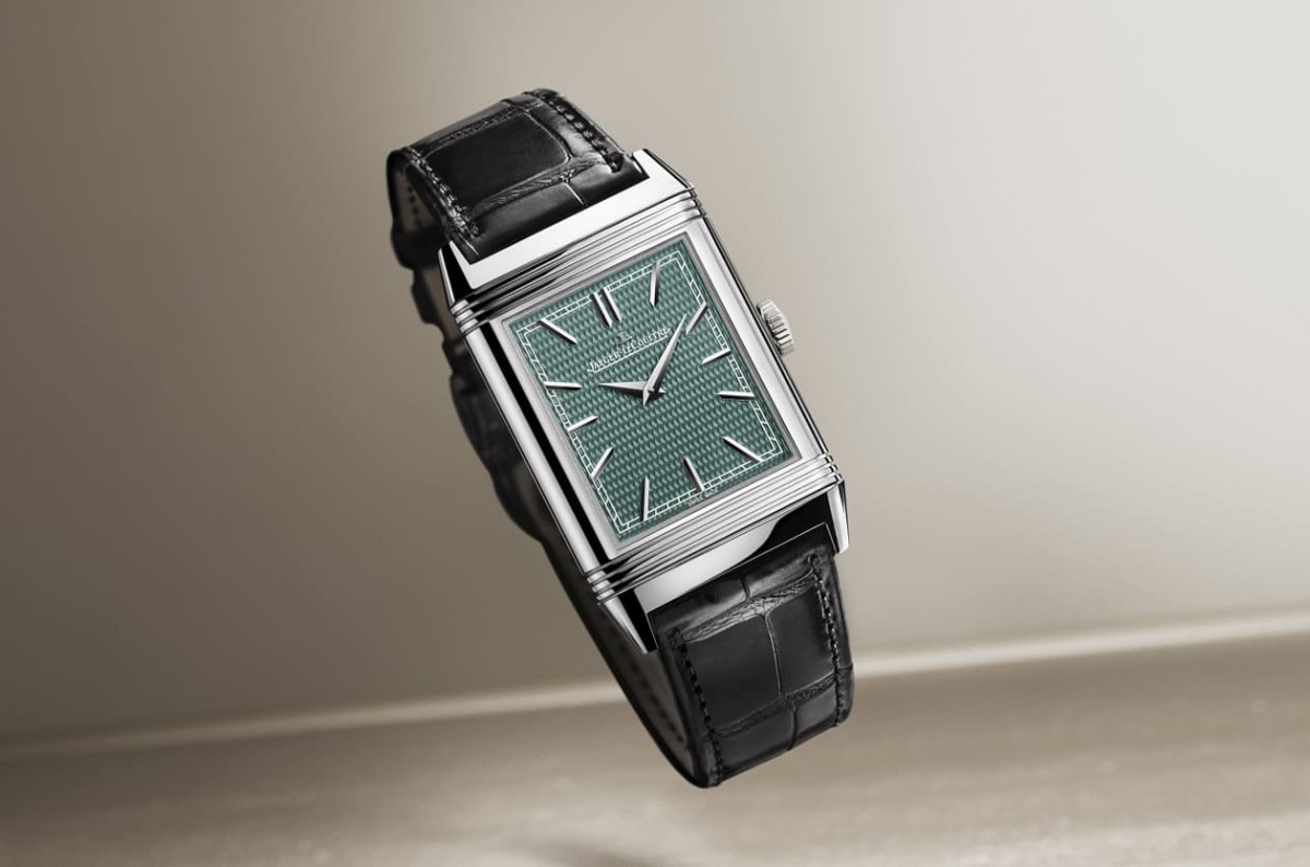 積家將葛飾北齋浮世繪名畫濃縮進Reverso手表翻轉(zhuǎn)到表背可見珍稀微繪琺瑯工藝-復刻表