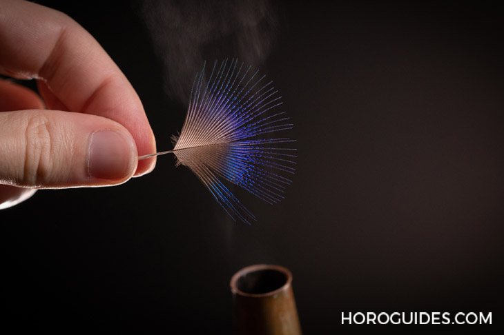 細(xì)工鑲嵌裝點(diǎn)華麗羽扇｜寶格麗Divas' Dream Peacock孔雀腕表-復(fù)刻表