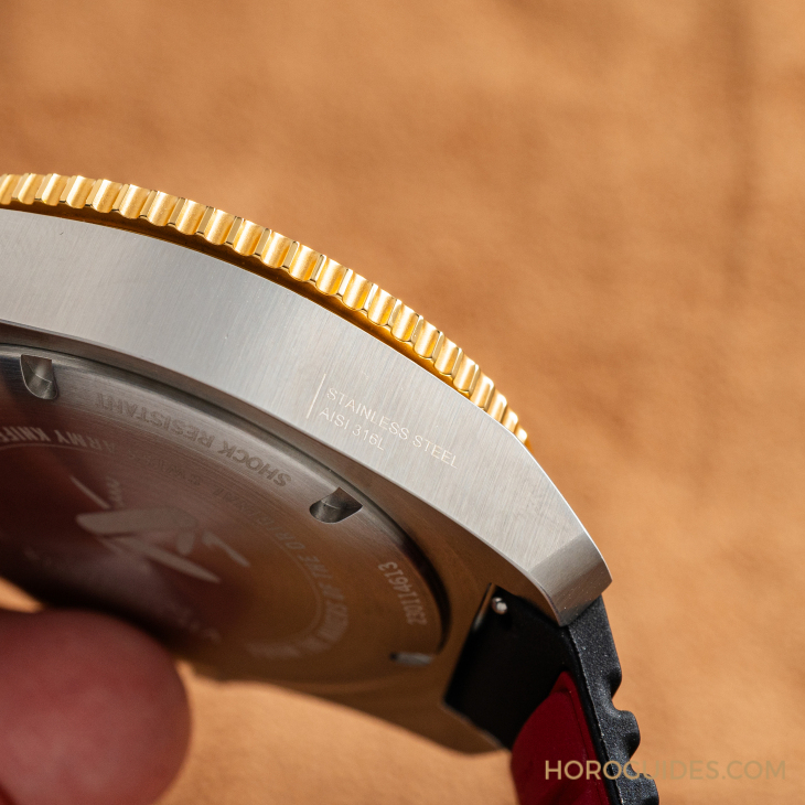 配備編織傘繩帶&nbsp;最潮限量款也是超級工具表-復刻表