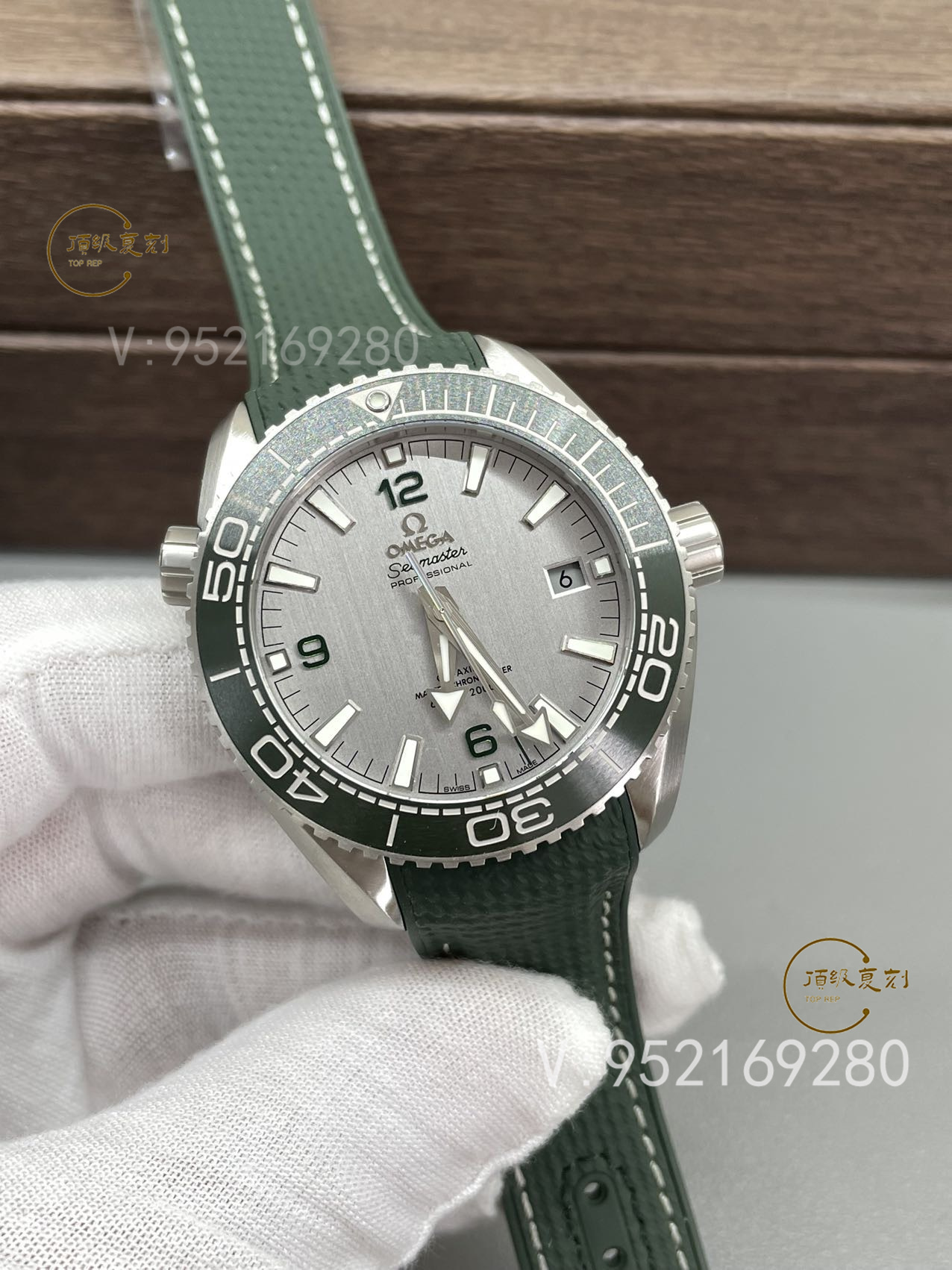 VS廠歐米茄新品海馬600m系列手表綠圈磨砂盤,型號215.32.44.21.06.001-復刻表