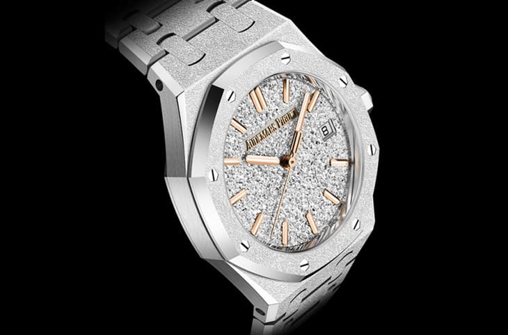 愛彼皇家橡樹系列再添新作：霜金自動(dòng)表的璀璨工藝-復(fù)刻表