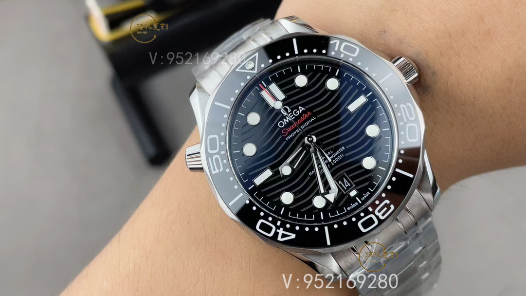 VS廠歐米茄海馬300復(fù)刻表深度測評：工藝與細節(jié)的卓越展現(xiàn)-復(fù)刻表